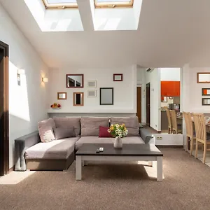  Apartament Friendly Family Loft In The Center